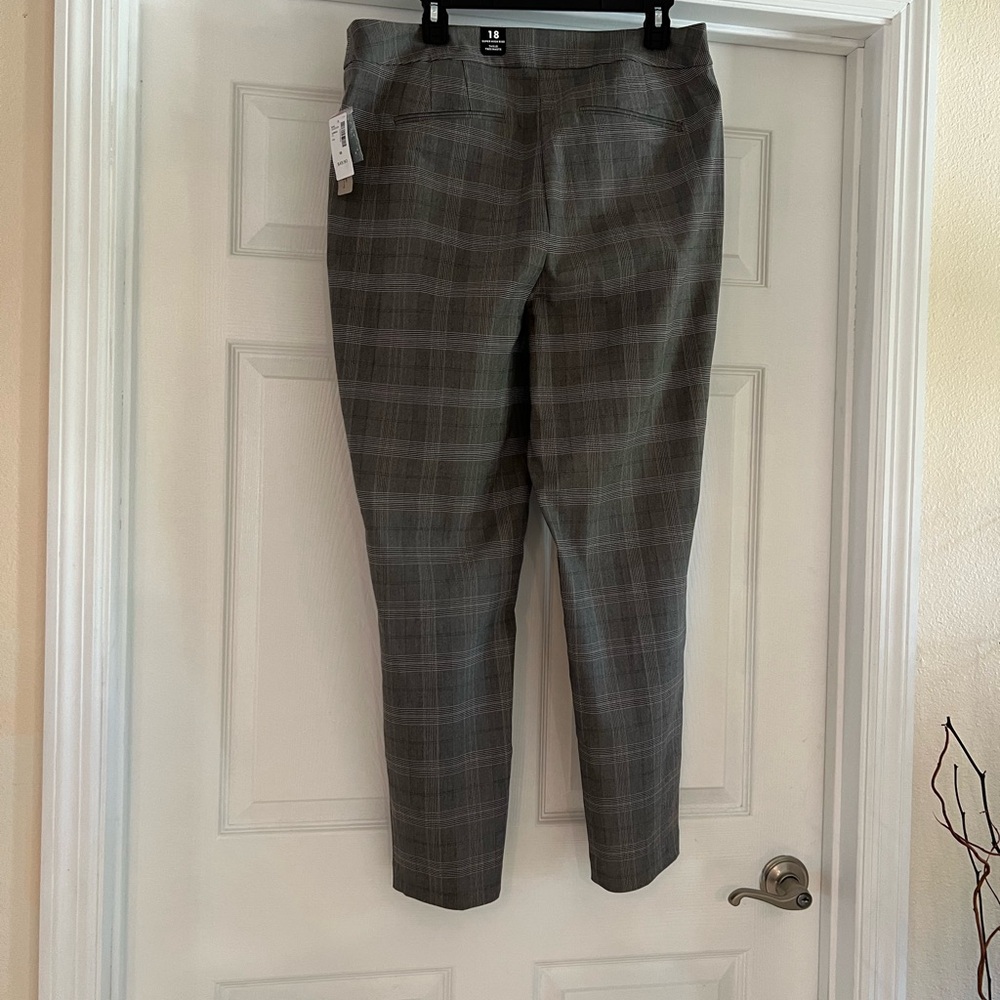 NEW!! Women’s Charcoal Checkered Pants